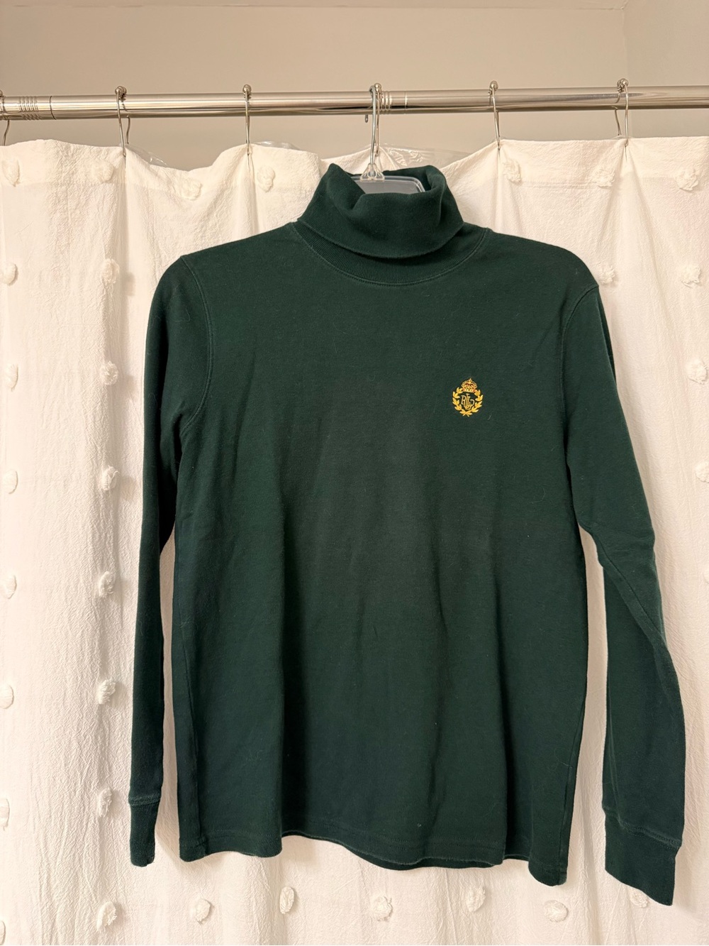 Ralph Lauren Women’s Dark Green Turtleneck with Gold Crest Vintage